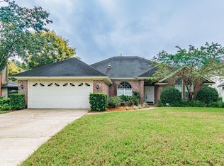 10374 Walden Glen Ct, Jacksonville, FL 32256