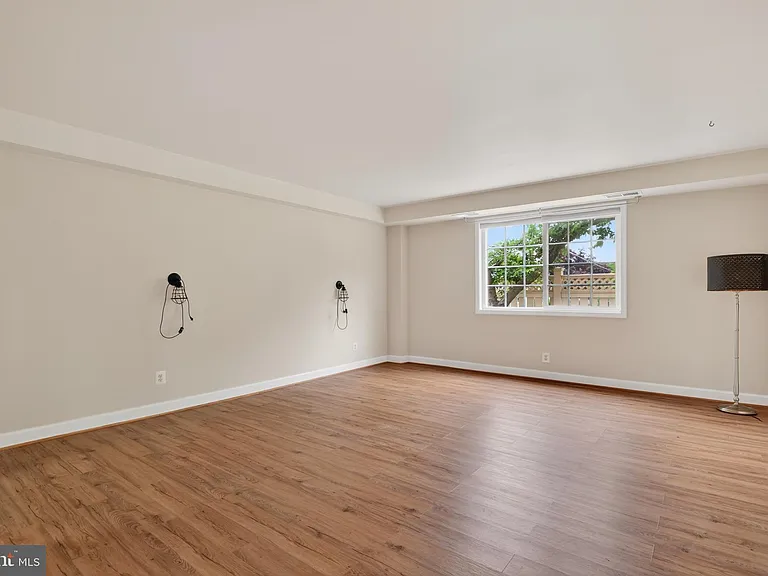 1461 N Van Dorn St #A — Photo 7