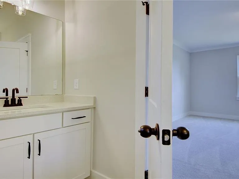 6904 Lancelot Ct — Photo 28