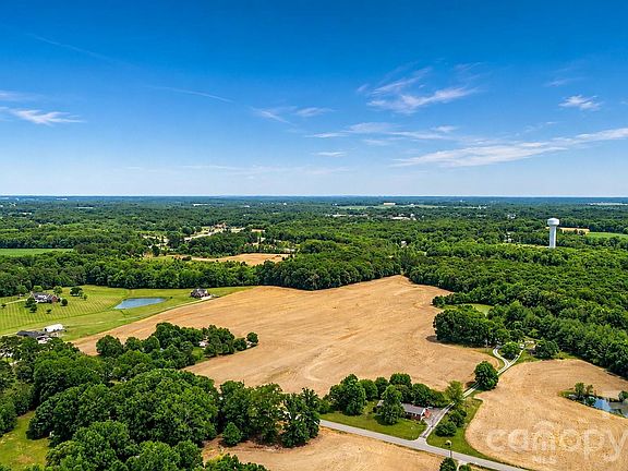 3rd image of 4506 Monroe Ansonville Rd