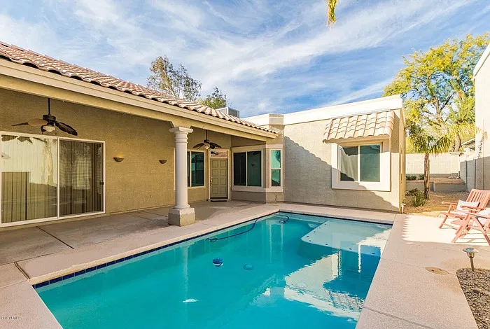 3 bed, 2.0 bath, 1780 sqft, $3,195 — Photo 1