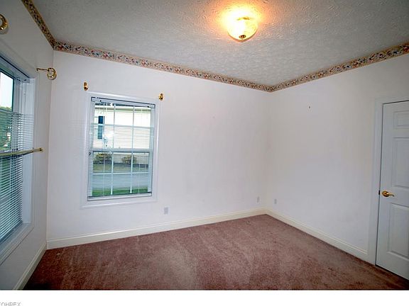 4th image of 3811 Faith Ln