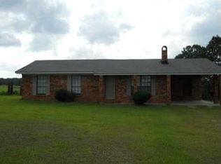 16 Jerry Sullivan Ln, Mount Olive, MS 39119