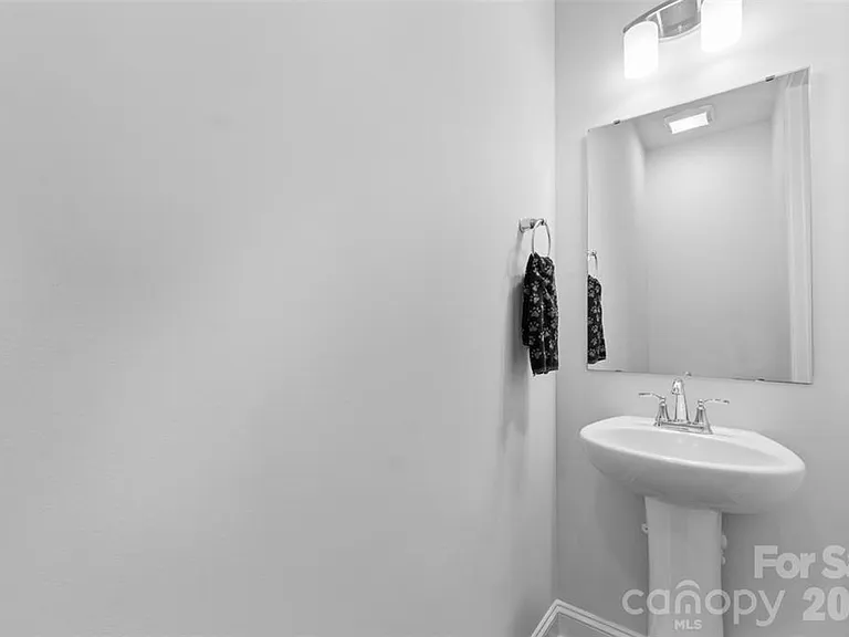 712 Rodey Ave — Photo 18