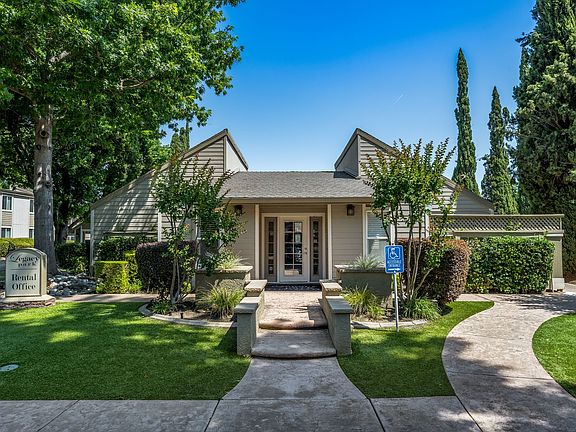 4th image of 8079 Sunrise East Way #23