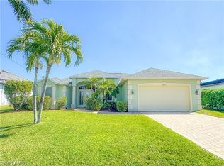 2219 SE 20th Ave, Cape Coral, FL 33990