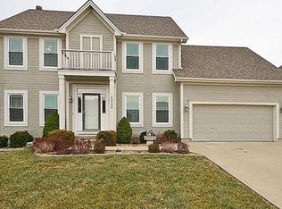 1111 Brookwood Dr, Kearney, MO 64060