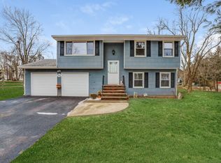 160 Stratton St S, Piscataway, NJ 08854