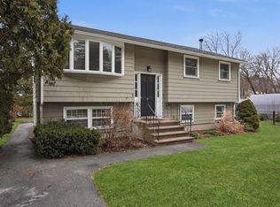 1 Joanne Rd, Burlington, MA 01803