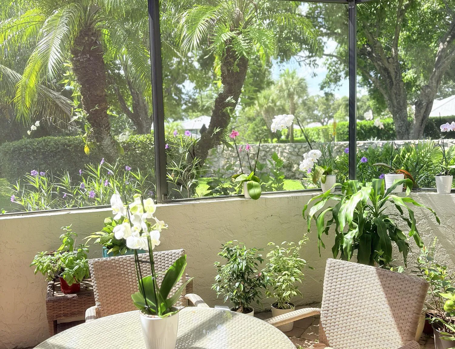 3 bed, 2.5 bath, 1983 sqft, $12,000 — Photo 1