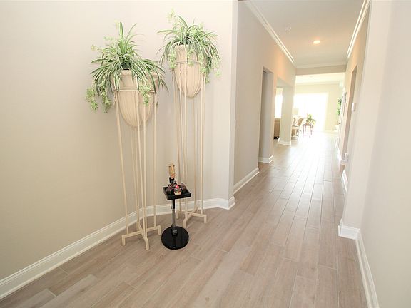 4th image of 427 Ocean Jasper Dr