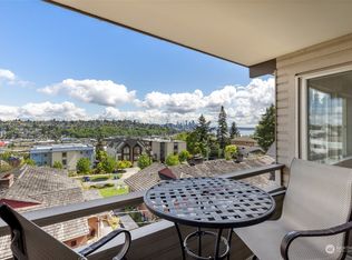 1964 26th Ave W APT 302, Seattle, WA 98199