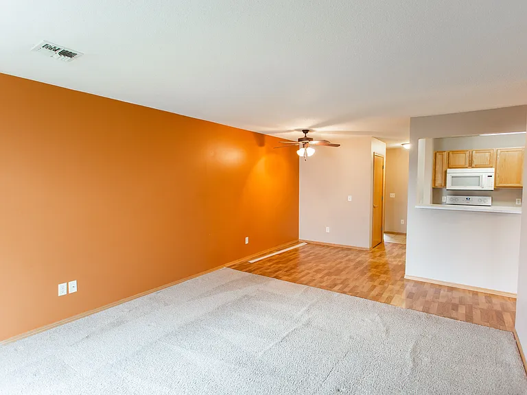 Deer Ridge Apartments — Photo 5