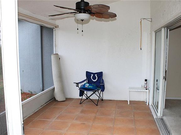 4th image of 9430 Tara Cay Ct #23