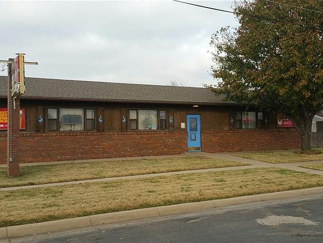 1st image of 120 E 4th Ave