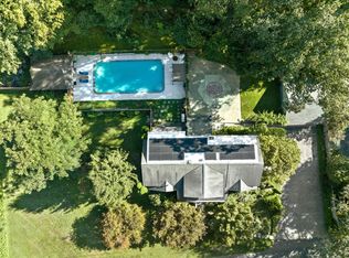 58 Riverside Rd, Sandy Hook, CT 06482