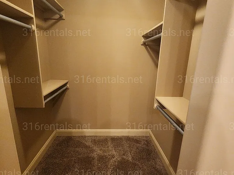 5645 N Lycee Ct — Photo 7