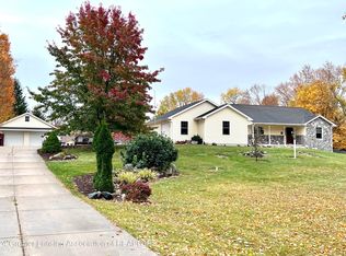 660 Creyts Rd, Dimondale, MI 48821
