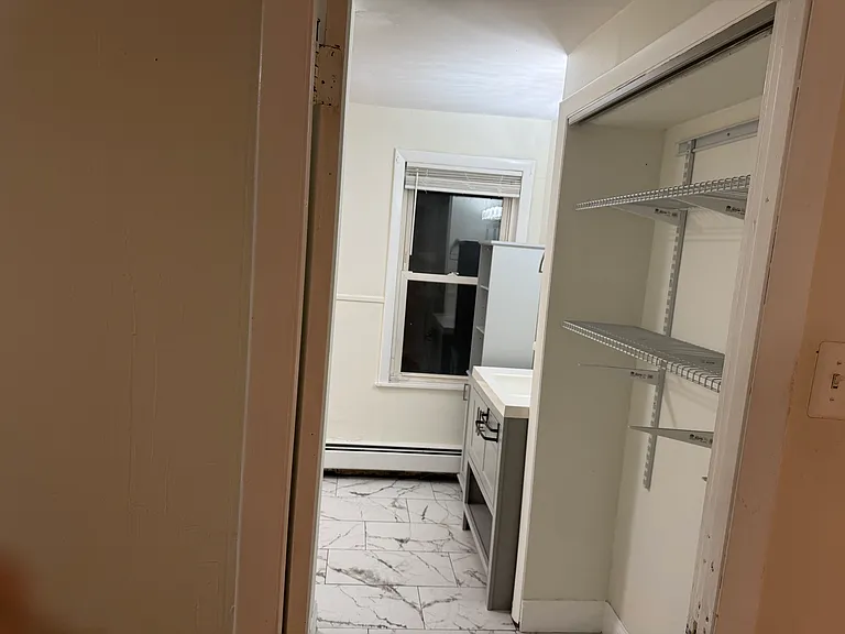 160 Washington St #2 — Photo 15