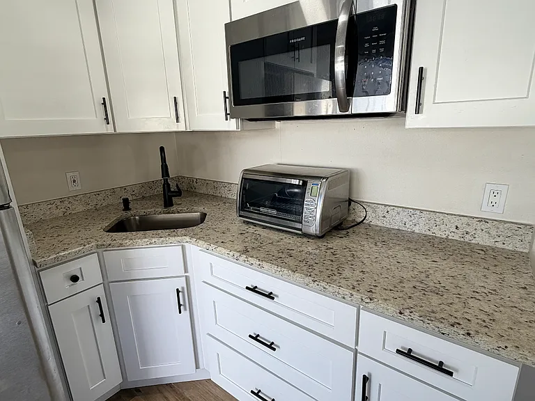 4005 N Glen Ave #1 — Photo 18