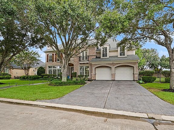 5th image of 8111 Machaelas Way