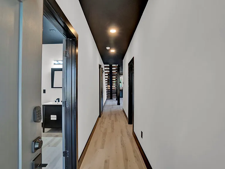 228 Pursley St — Photo 10