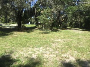 1149 Huntington Rd, Crescent City, FL 32112