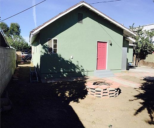 3rd image of 1864 Harbor Ave