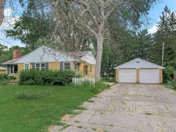 9531 Grand Ave S, Bloomington, MN 55420