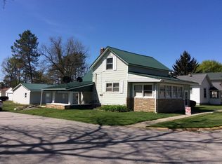317 E High St, Garrett, IN 46738