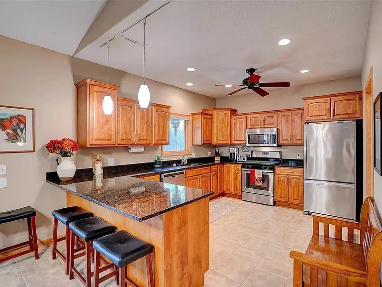 3449 N Jamie Ln — Photo 5