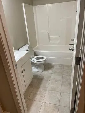 806 Cashmere Dr — Photo 10