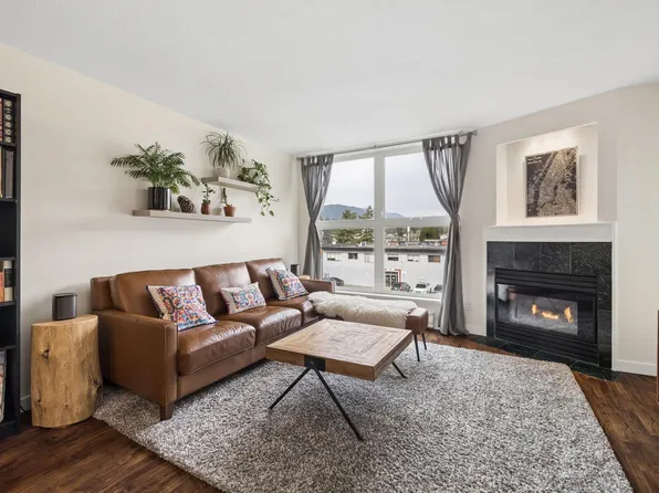 1519 Grant Ave #301, Pt Coquitlam, BC V3B 7S8