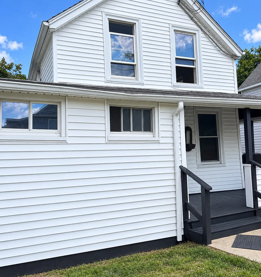 4 bed, 1018 sqft, $3,300 — Photo 2