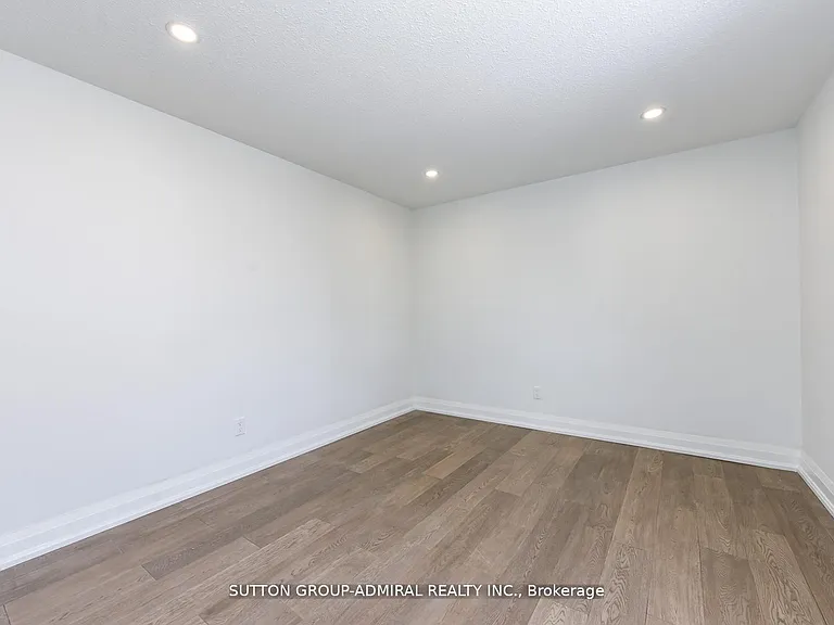 4 Hardcastle Ct — Photo 23
