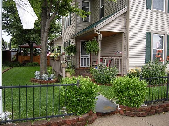 3rd image of 318 S 2nd St
