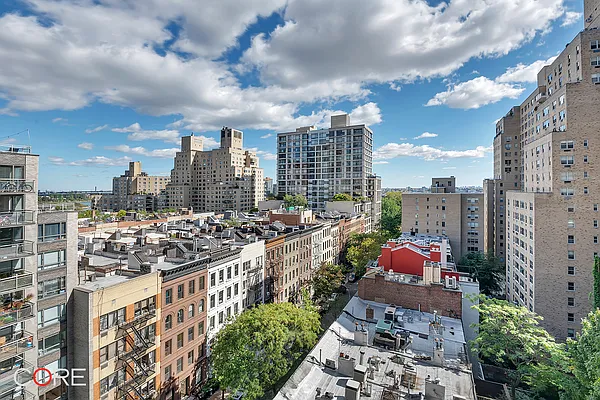 Rented by CORE | media 6