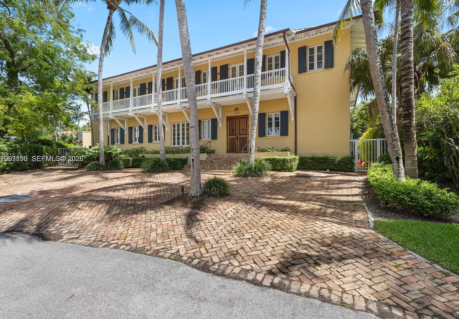 Biscayne Key Estates — Photo 1