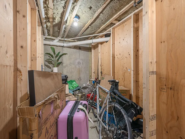 213 E Eagle St #3 — Photo 31