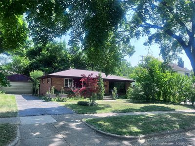 140 Pershing Dr NE, Grand Rapids, MI, 49505