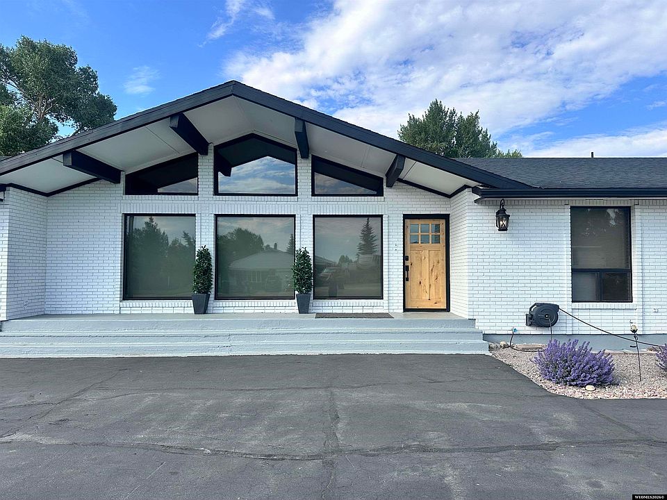 1st image of 1337 Uinta Dr