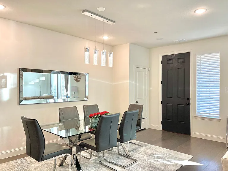 7368 Sideoats Gama St — Photo 5