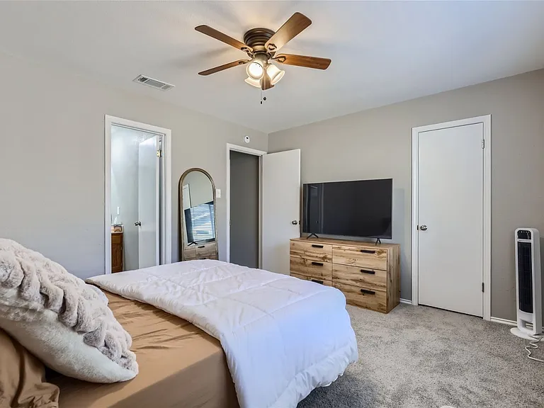 5810 Avery Island Ave — Photo 14