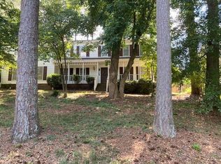 1453 Janice Ct SW, Lilburn, GA 30047