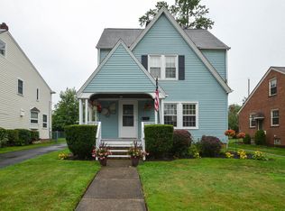 19459 Riverwood Ave, Rocky River, OH 44116