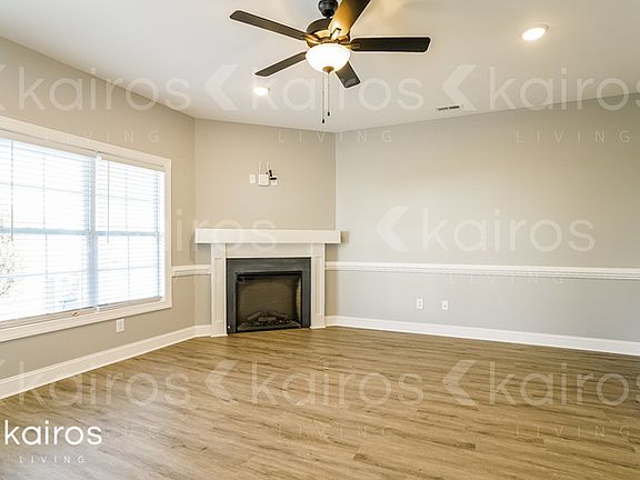 2nd image of 2040 Copper Beech Way #C