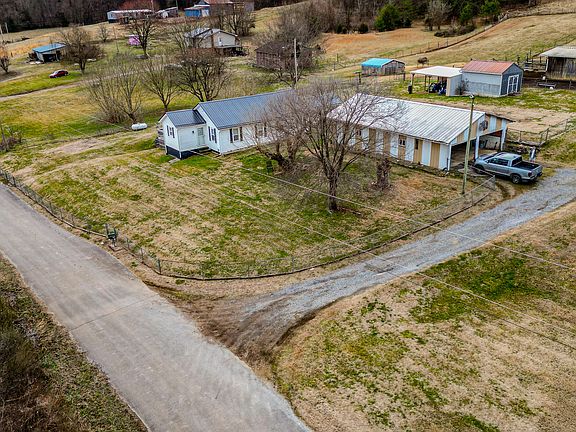 5th image of 585 Murray Bridge Rd