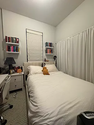 Rented by KNOCKKNOCK LLC | media 26