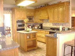 5th image of 173 Brookbend Dr