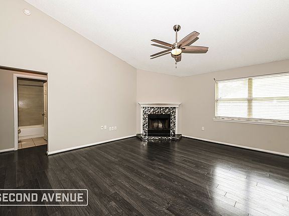 4th image of 2226 Thomas Lynch Ct